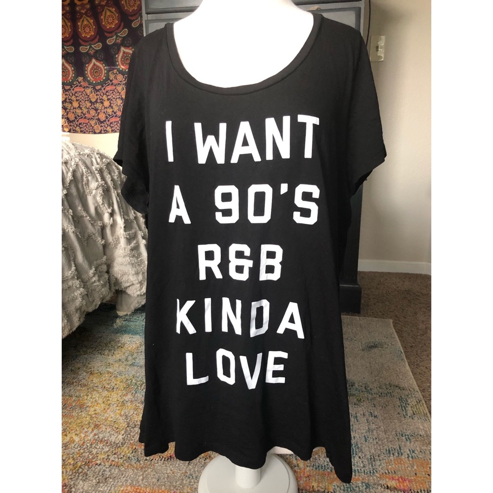 Graphic tee